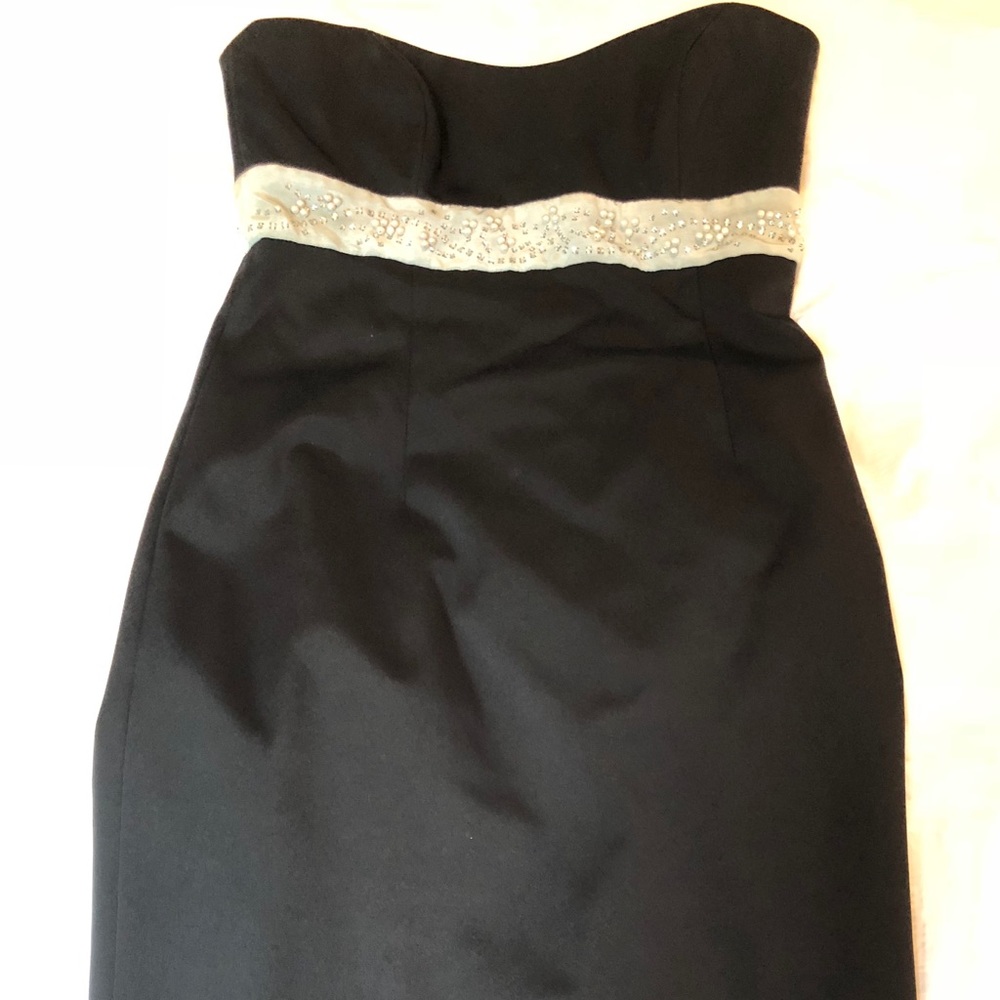 Nicole Miller Collection black cocktail dress